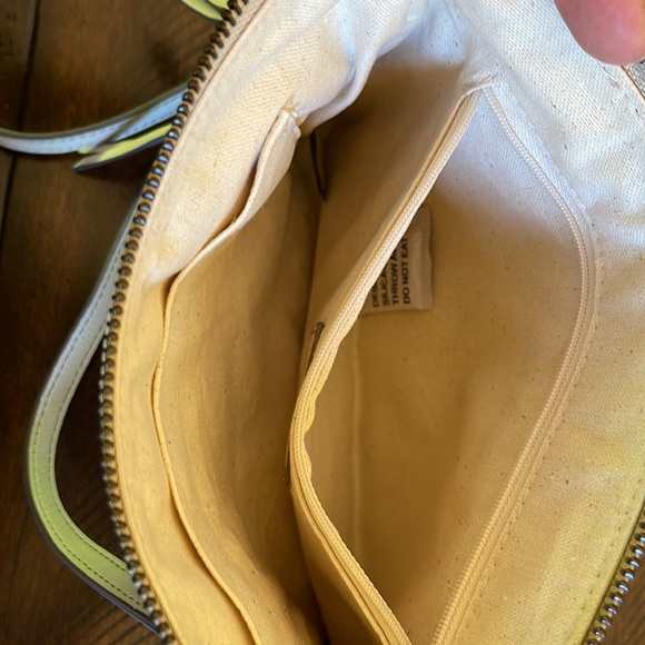 NWOT Margot Nude Pink Leather Crossbody Bag - Picture 6 of 10